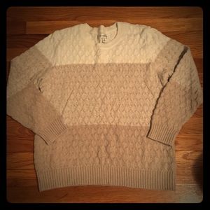 Croft & Barrow Ladies Cable Knit Sweater